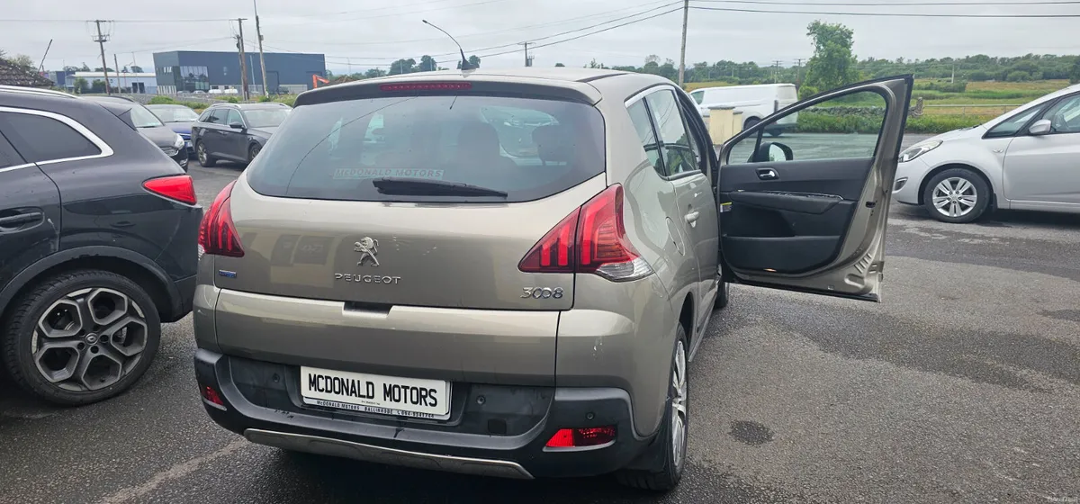 Peugeot 3008 2017 - Image 4