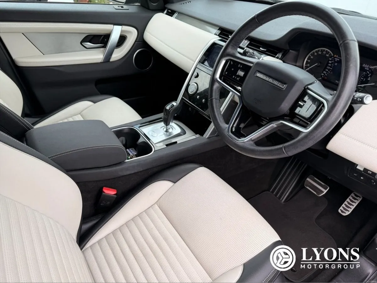 Land Rover Discovery Sport 1.5 I3 PHEV 300 PS AWD - Image 3