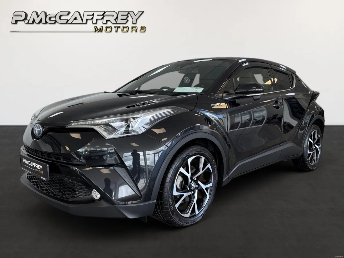 2017 Toyota C-HR Luna Sport Leather Reversing Came - Image 1