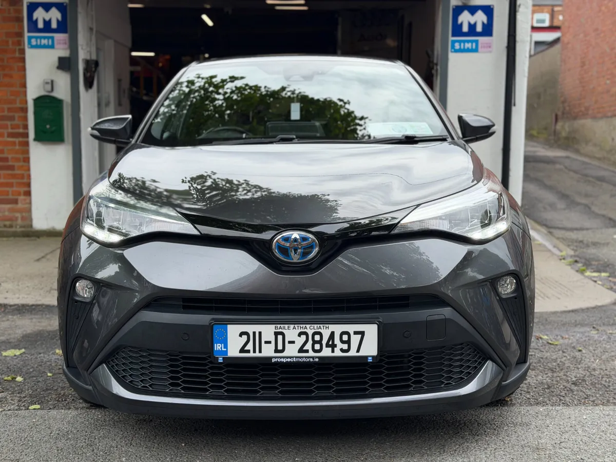 2021 Toyota C-HR, Hybrid Sport, New Nct 2028, SIMI - Image 2