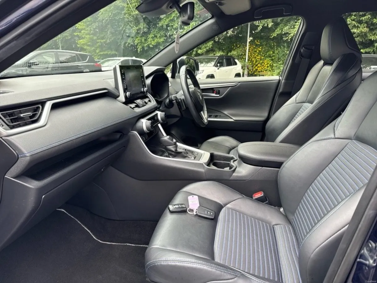 Toyota RAV4 RAV4 HYBRID SPORT BI-TONE - Image 6