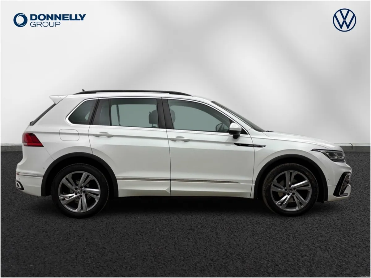 Volkswagen Tiguan Estate Special Edition R-Line Ed - Image 4