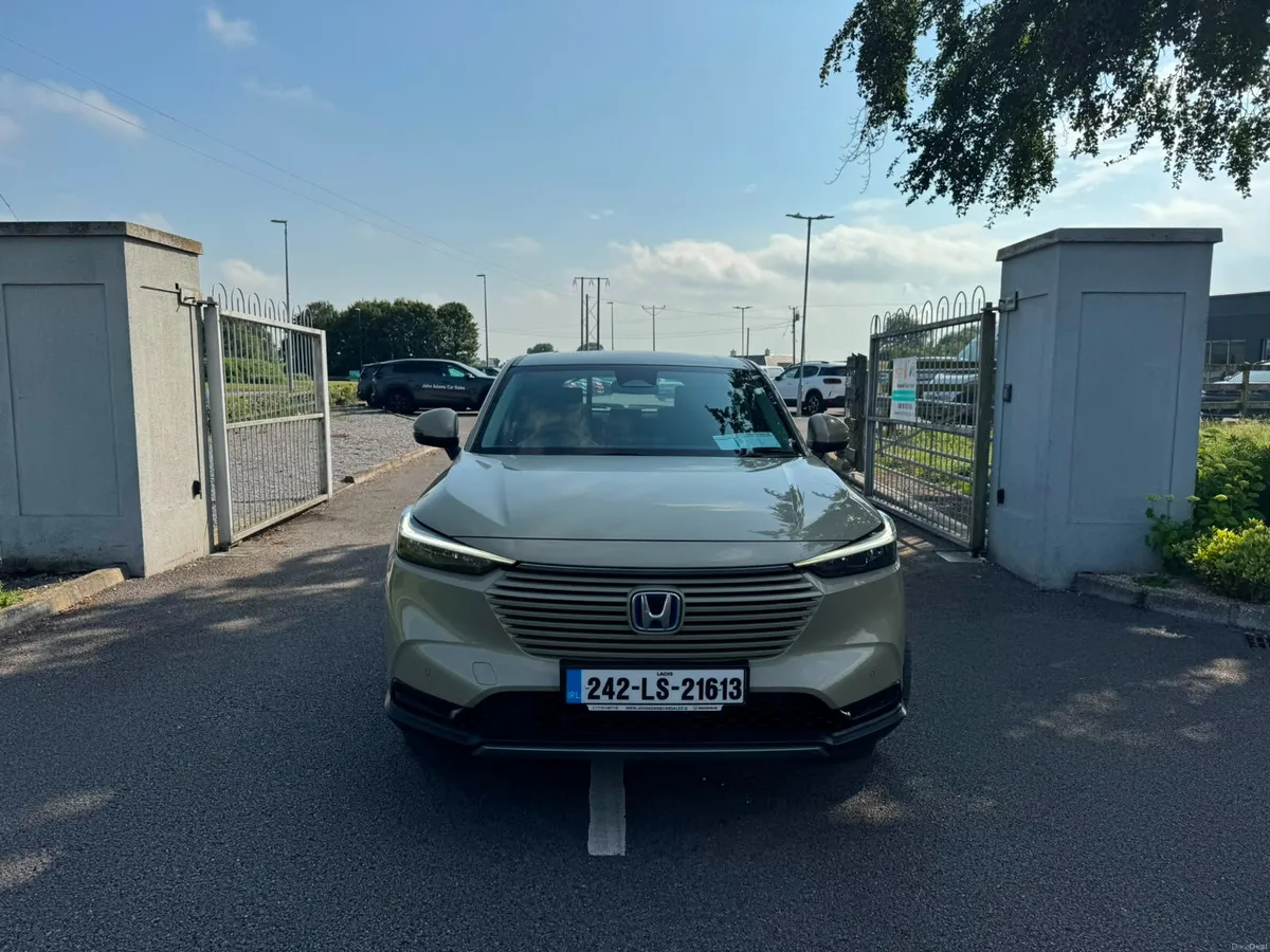 Honda HR-V Elegance e:HEV 2024 - Image 2