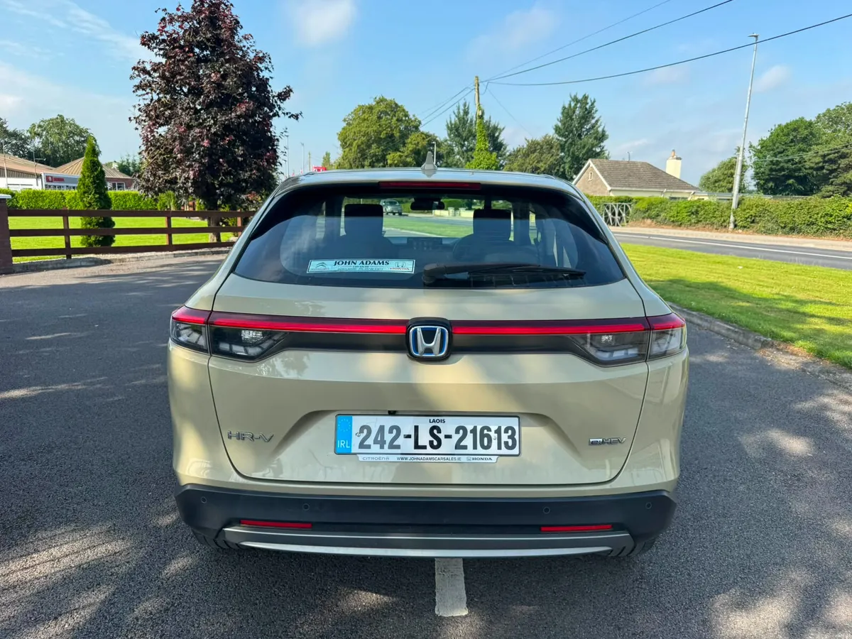 Honda HR-V Elegance e:HEV 2024 - Image 4