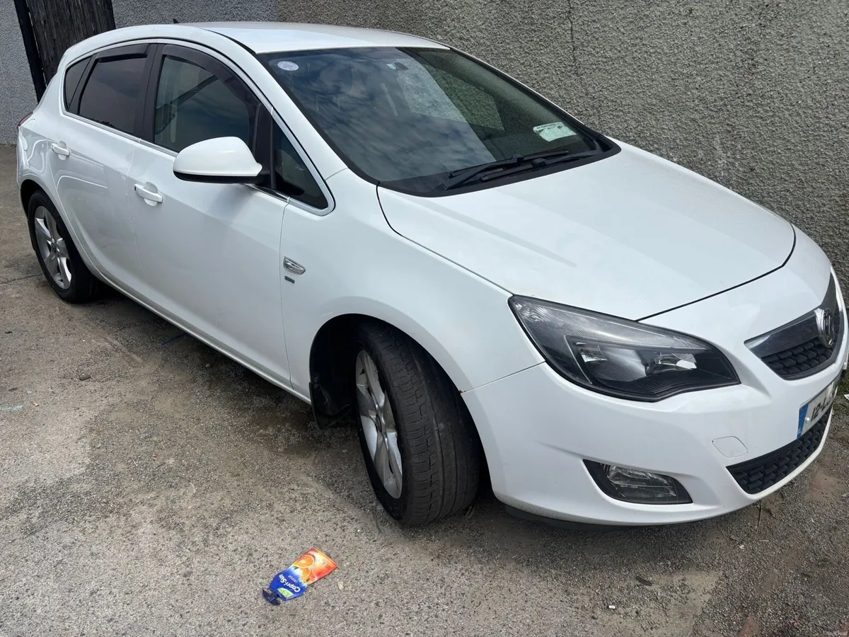 2012 Opel Vauxhall Astra SRI diesel - Image 4