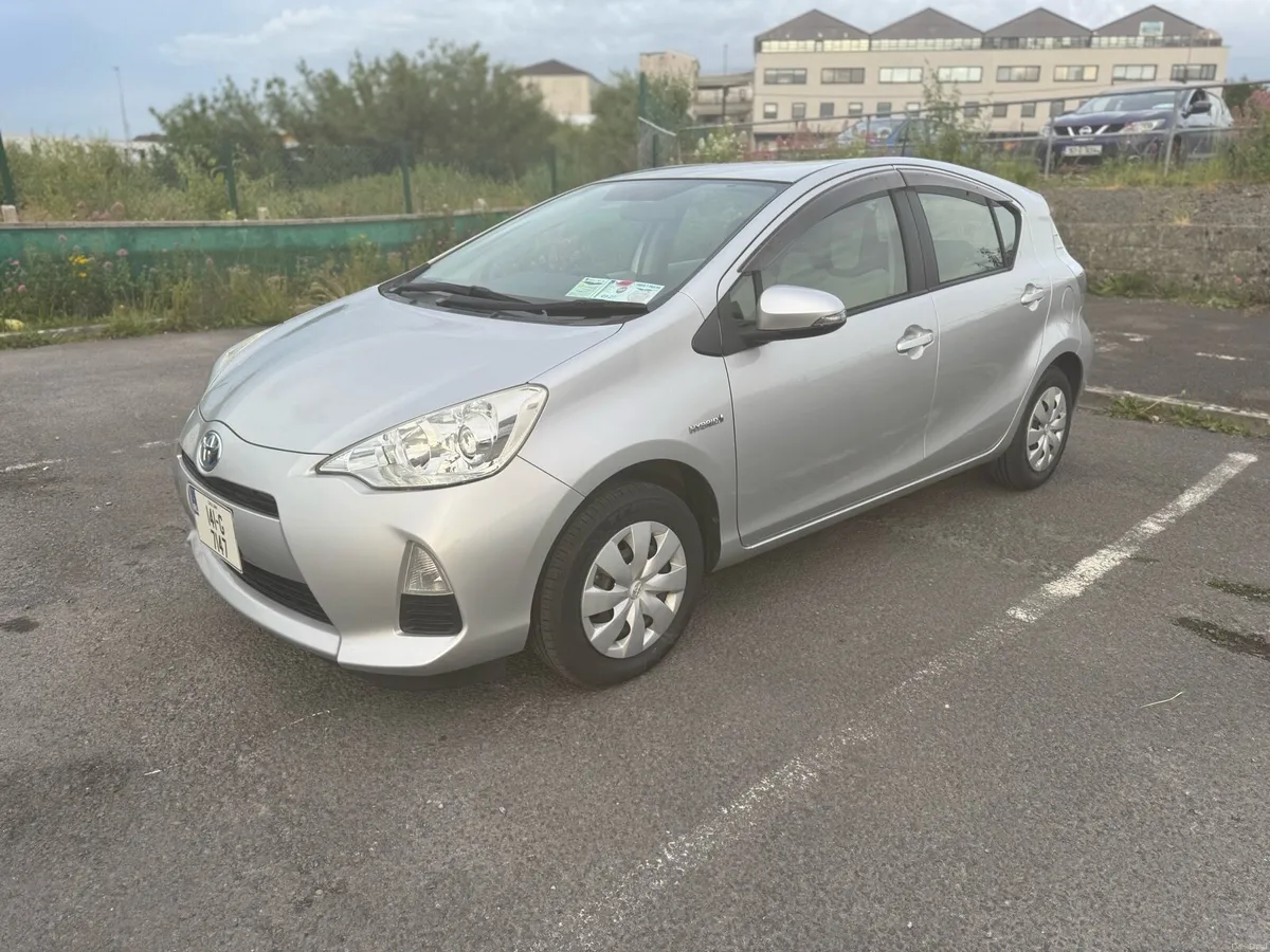 2014 TOYOTA AQUA HYBRID AUTOMATIC - NEW NCT - Image 3