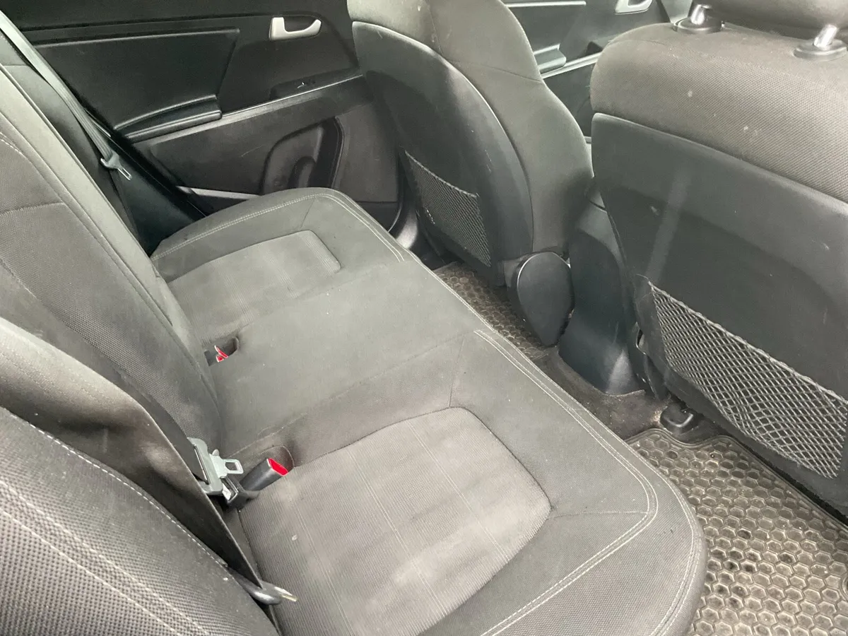 2013 Kia sportage SUV 1.6 diesel - Image 5