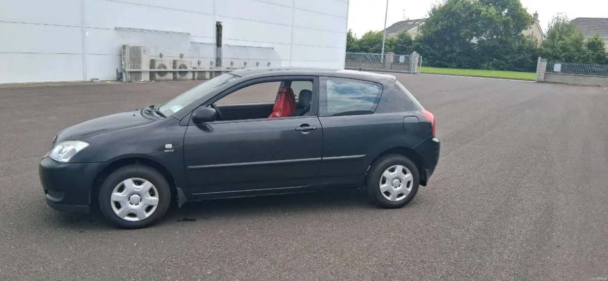 Toyota corolla 3 door - Image 3