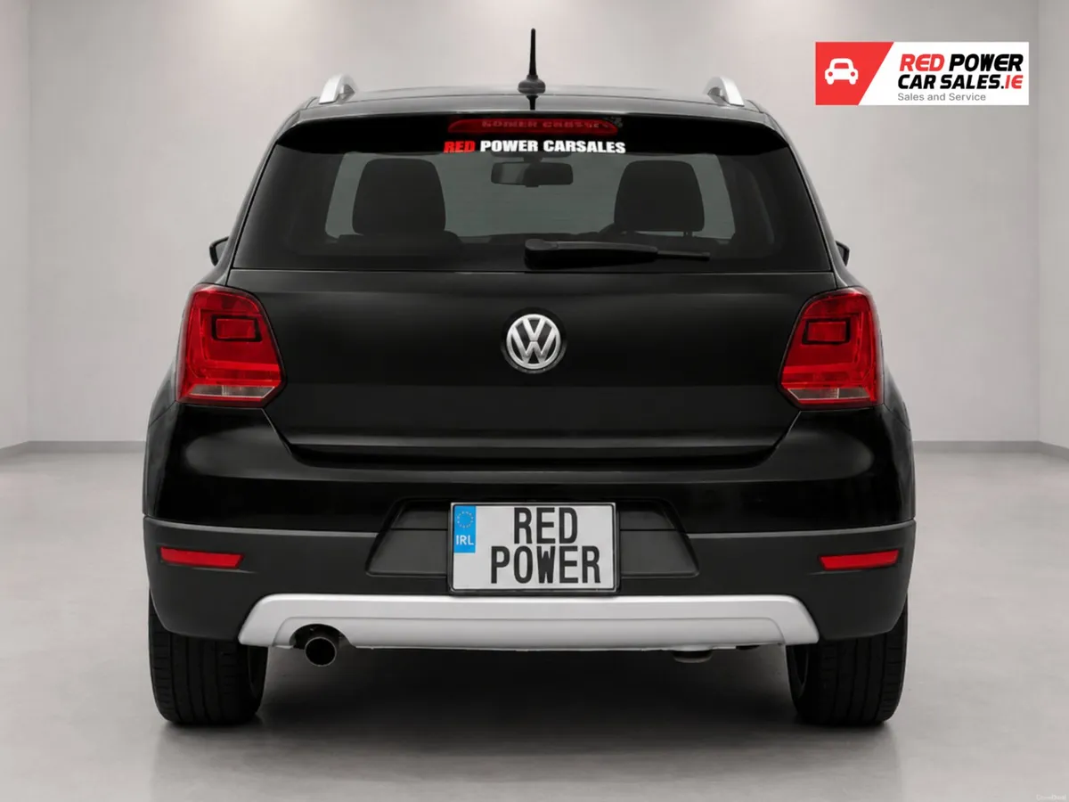 2017 VOLKSWAGEN CROSS POLO AUTO - Image 5