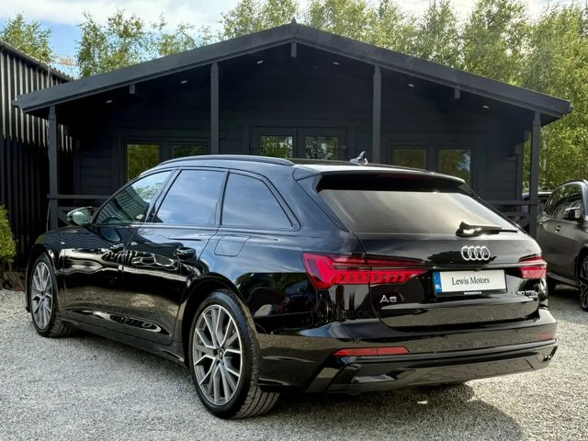 Audi A6 BLACK EDITION QUATTRO 50TFSIe 299BHP - Image 4