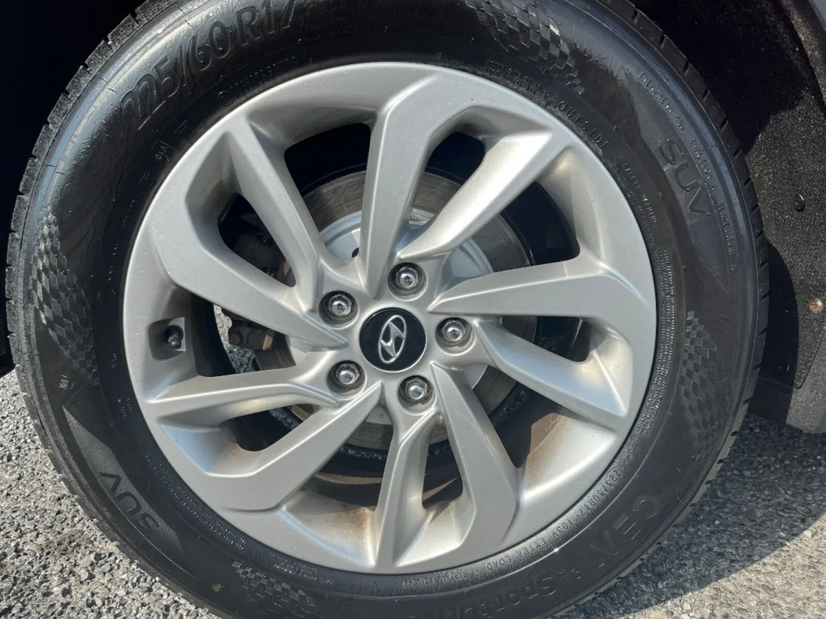 Hyundai Tucson Executive 1.7CRDI 5DR - Image 4