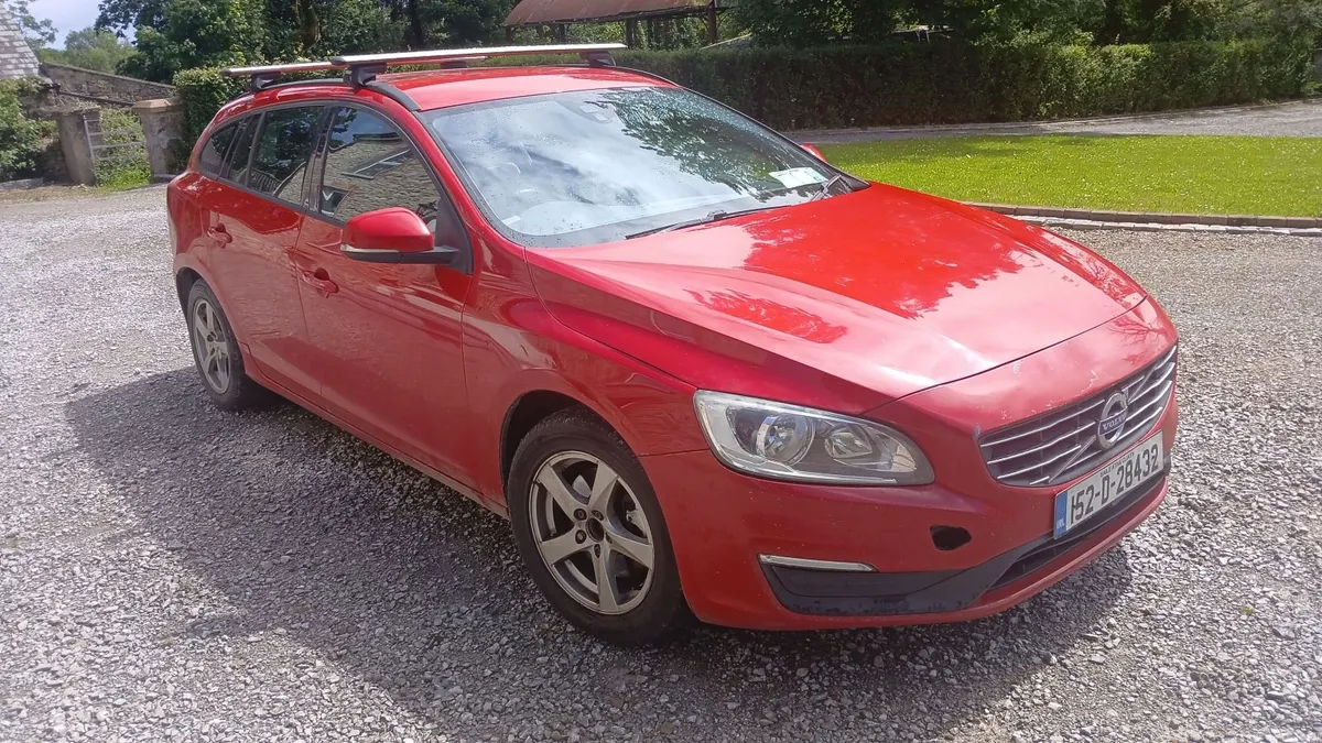 Volvo V60 2015 - Image 1
