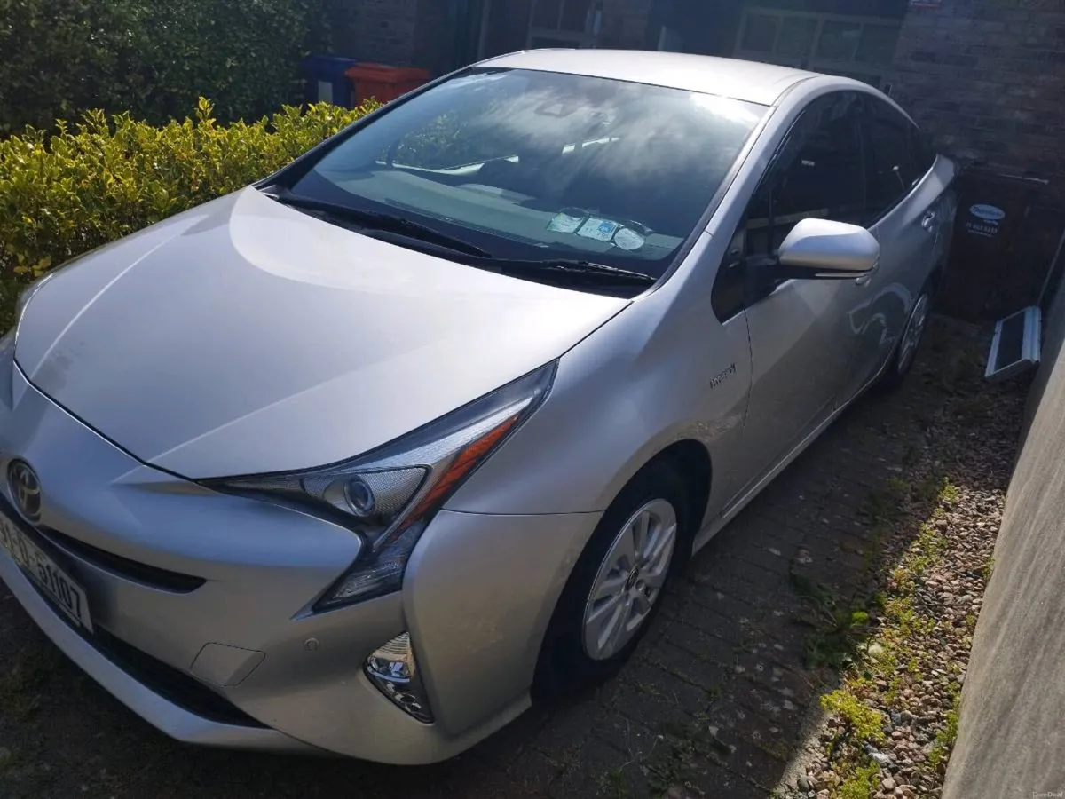 2019 Toyota Prius 1.8 Hybrid for sale - Image 2