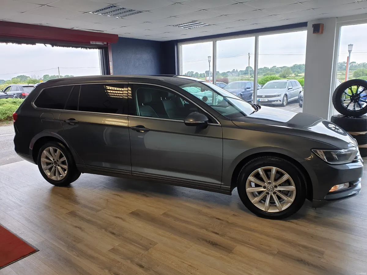 Volkswagen Passat 1.6TDI BUSINESS EDITION ESTATE - Image 2