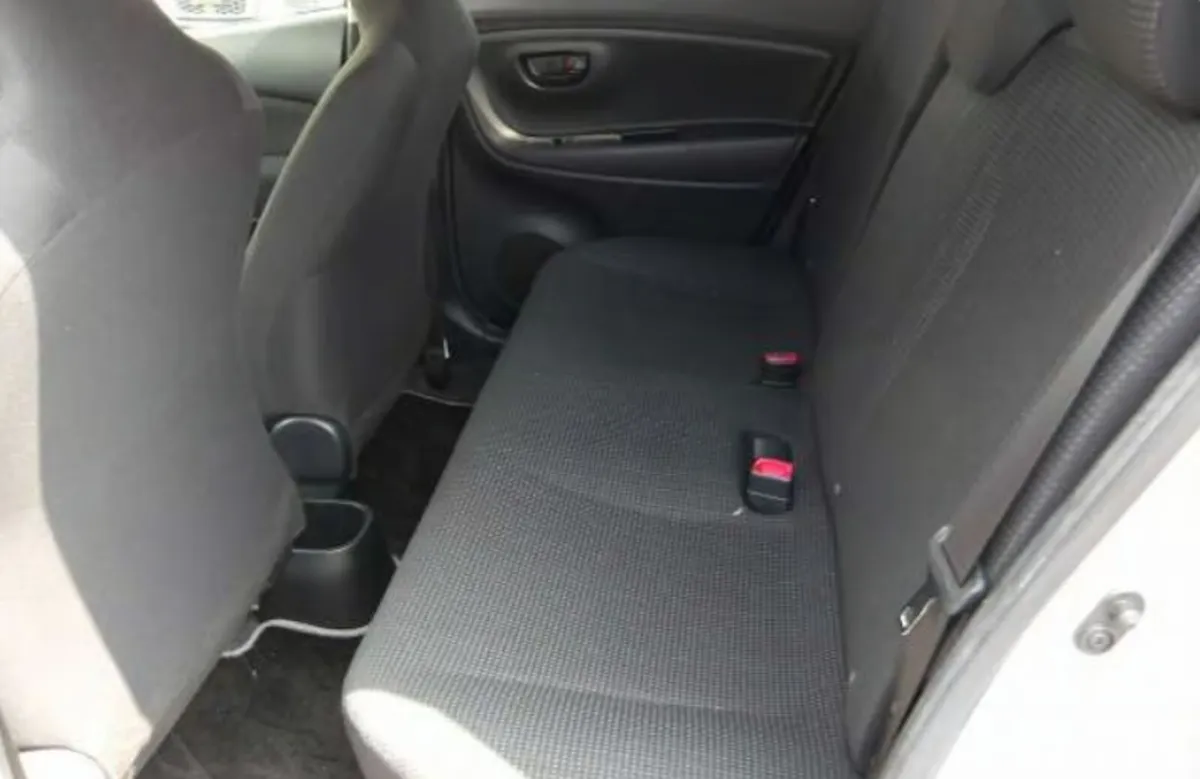 2015 Toyota Vitz/Yaris F, Automatic, 1.3 Petrol - Image 4