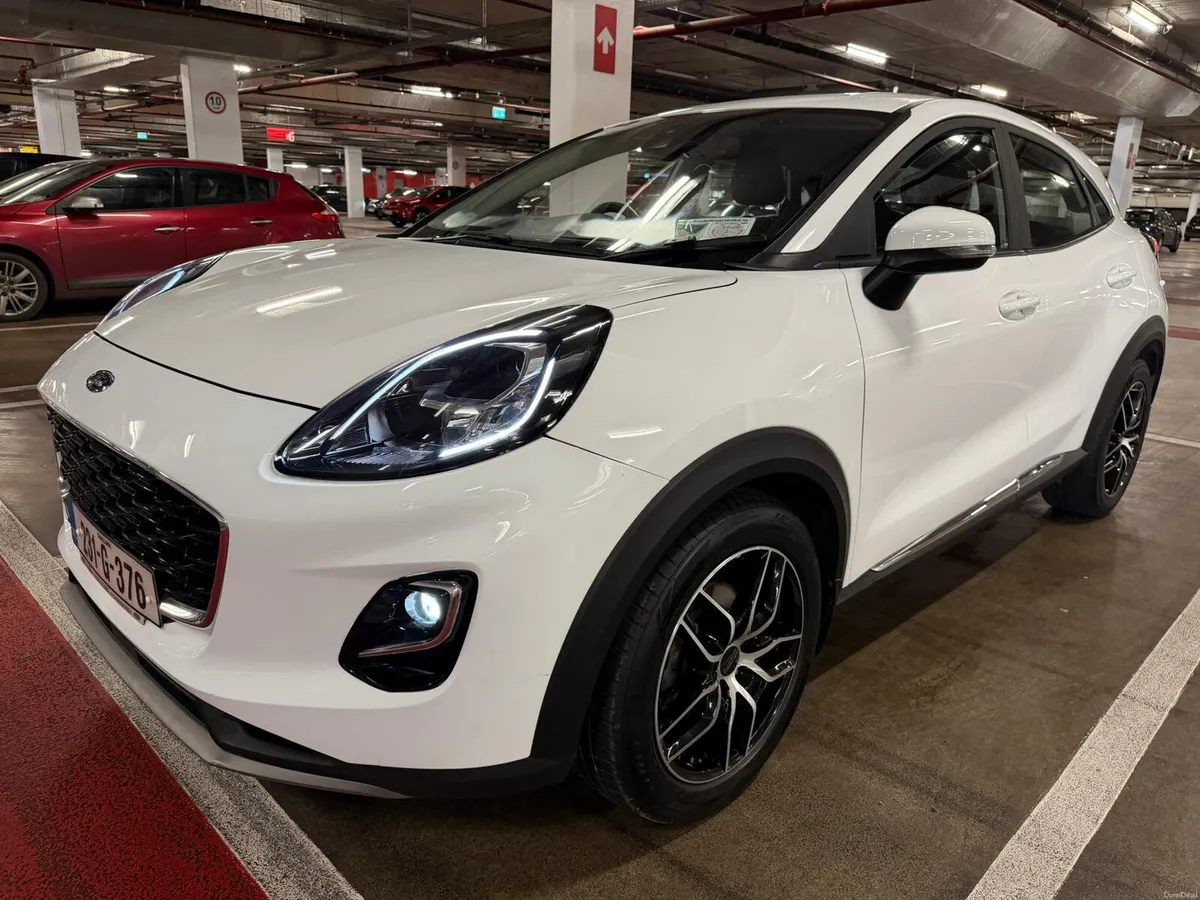 2023 Ford Puma Titanium Hybrid - Image 3