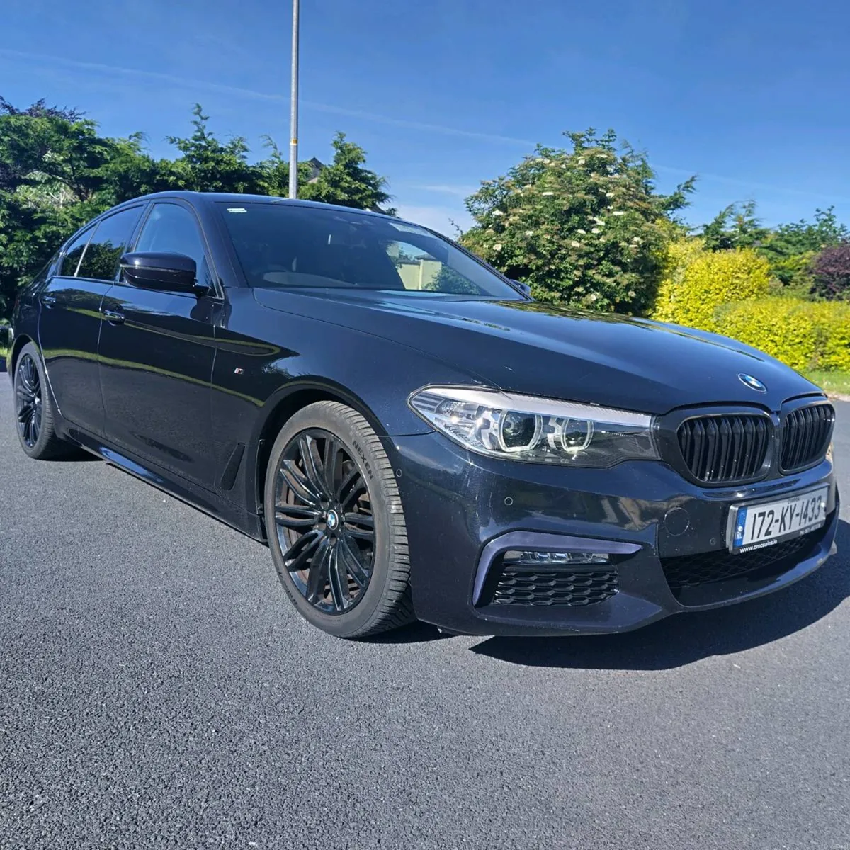 Carbon Black BMW 520D M Sport 190BHP - Image 2
