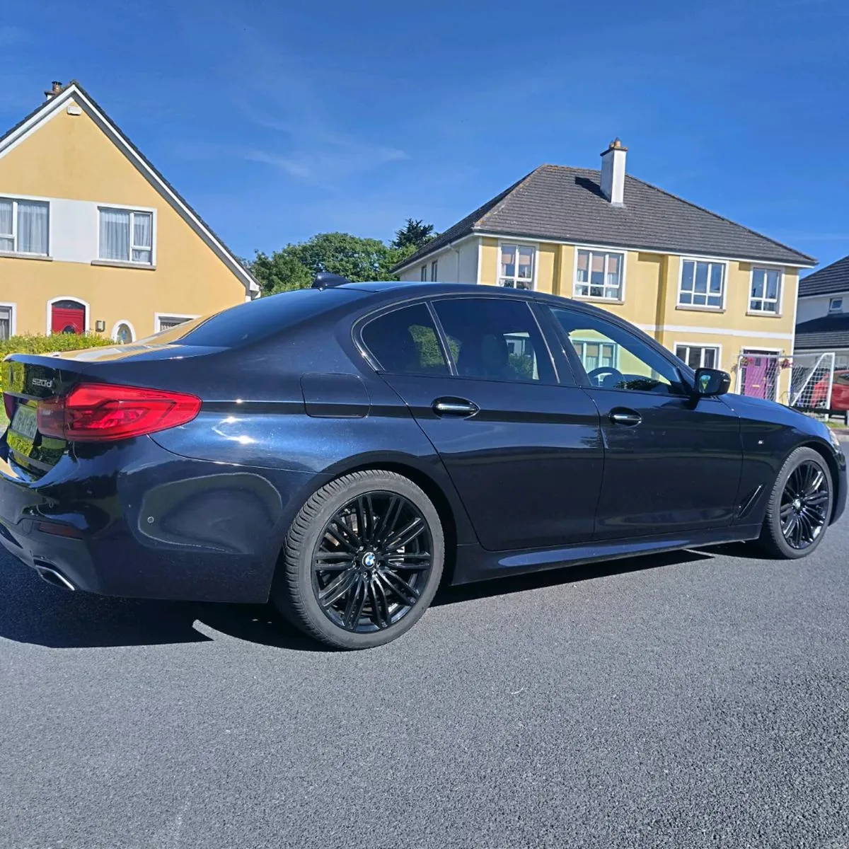 Carbon Black BMW 520D M Sport 190BHP - Image 4