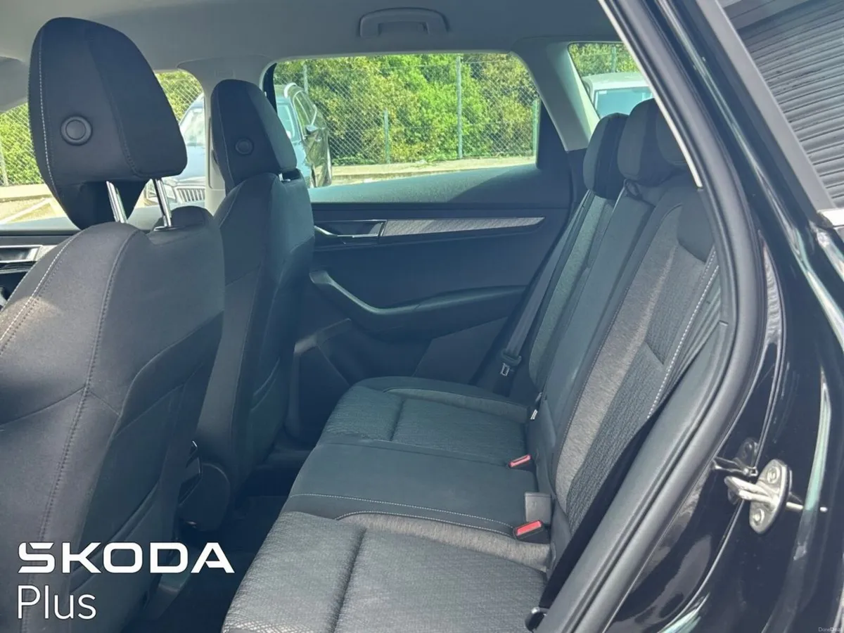 Skoda Karoq STYLE 2.0 TDI 115 BHP AUTO ***WITH ELE - Image 6