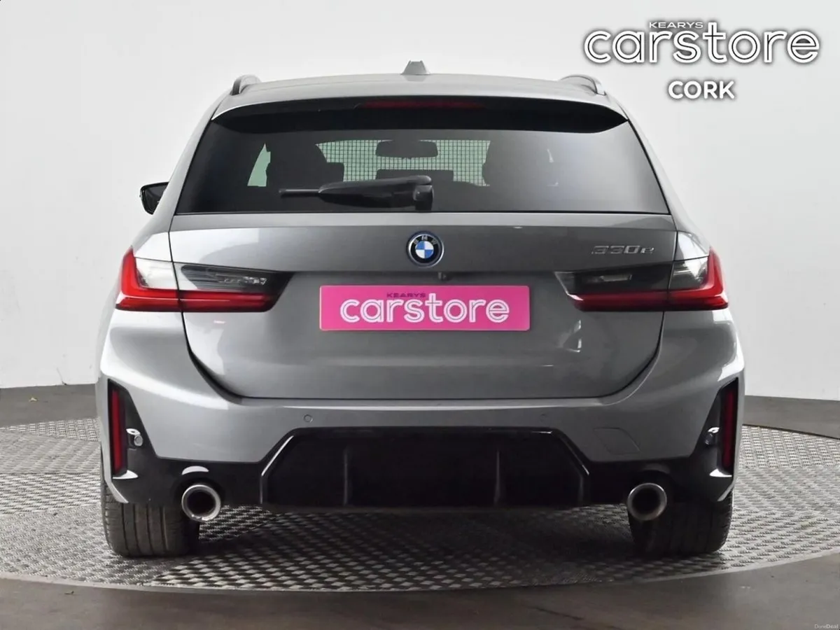 BMW 3-Series 330 E M Sport Auto  330 e M Sport  33 - Image 4