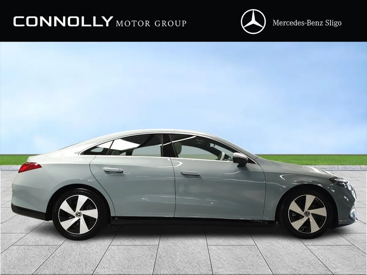 Mercedes-Benz CLA *NEW* CLA 200 Progressive - Image 3