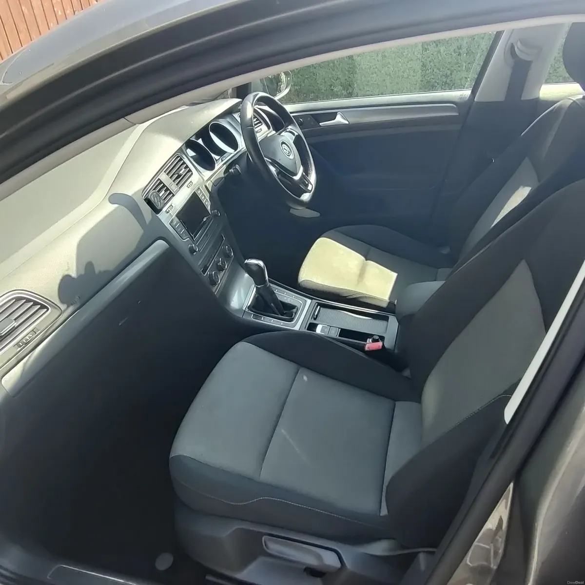 Volkswagen Golf 2013 - Image 2