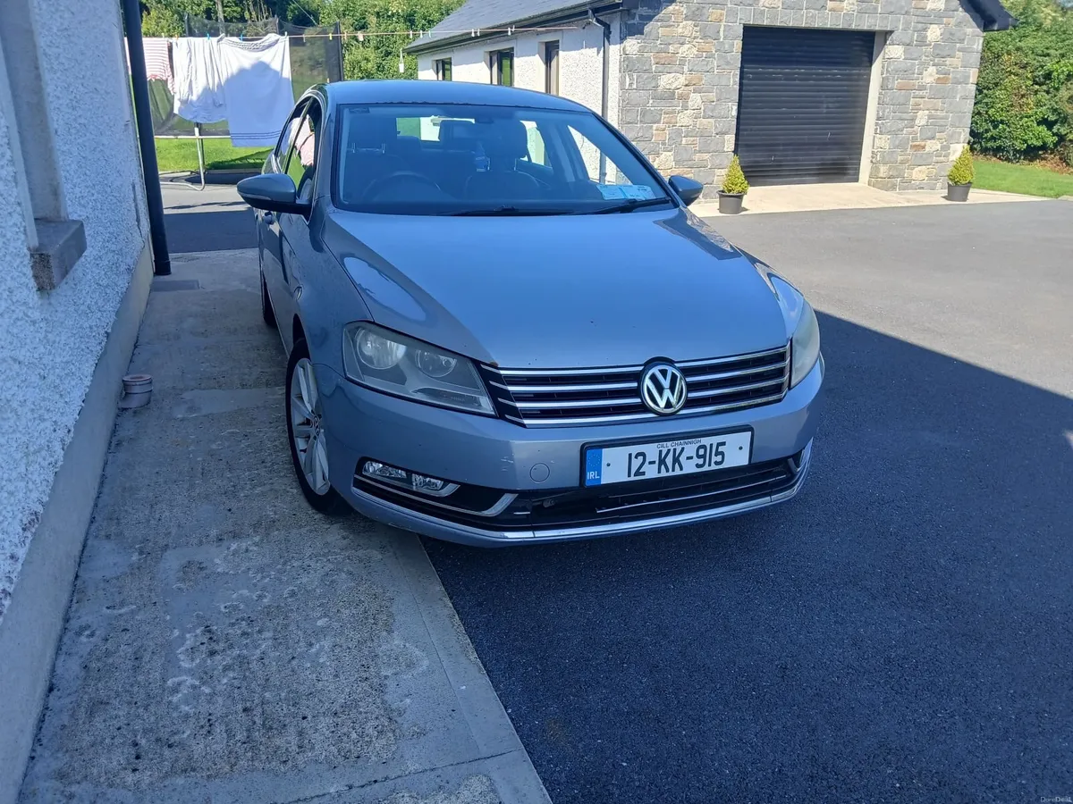 Volkswagen Passat 2012 - Image 3