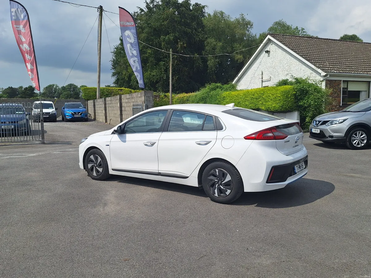 Hyundai IONIQ Hybrid Automatic *High Spec/Heated S - Image 4