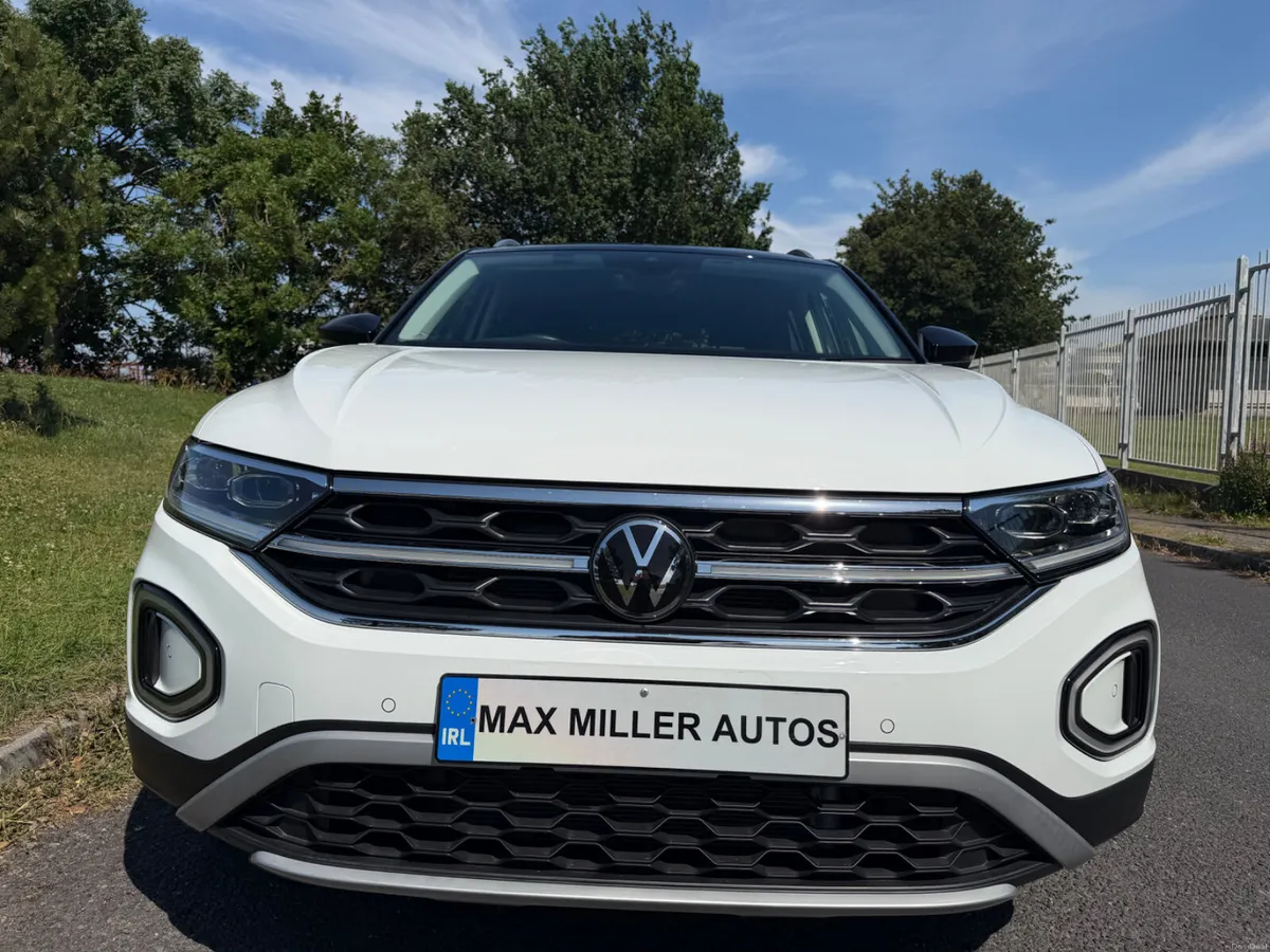 VW T-Roc 1.5 TSI STYLE - Image 2