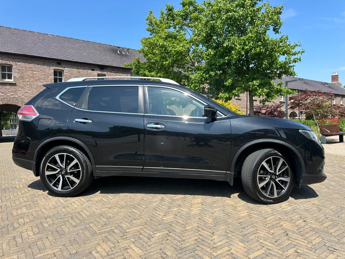 Nissan X-Trail 2017 4WD 7 Seater - Image 2