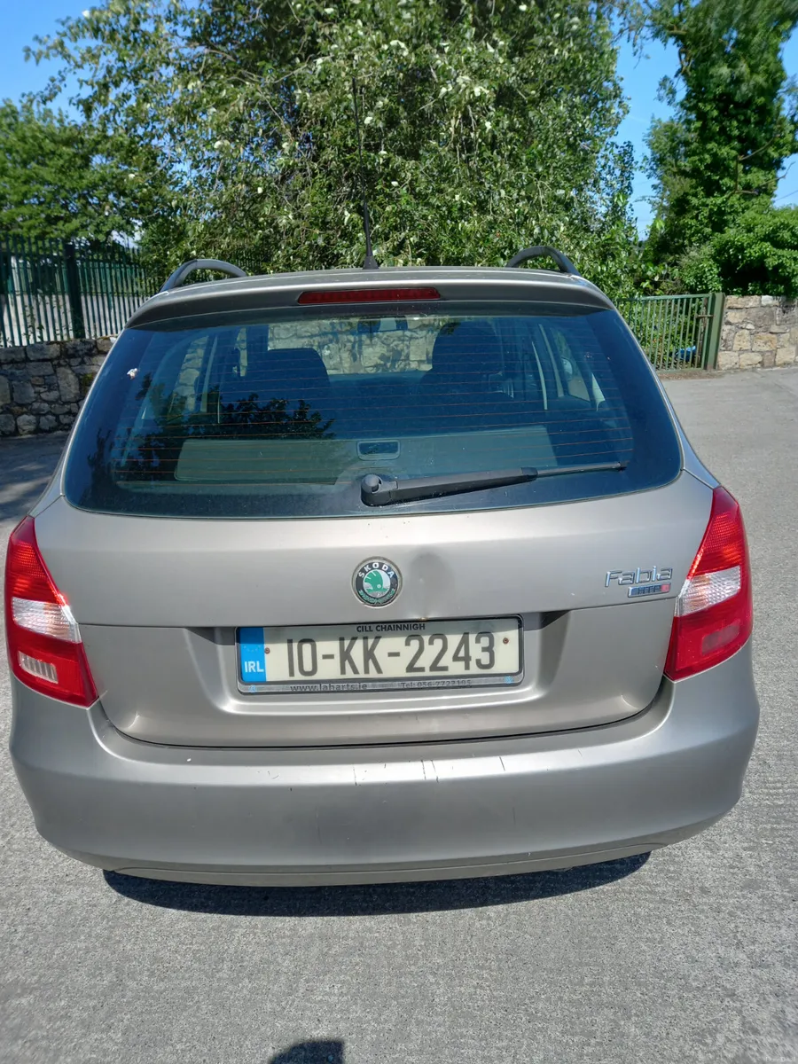 2010 Skoda Fabia 1.2 Petrol - Image 2
