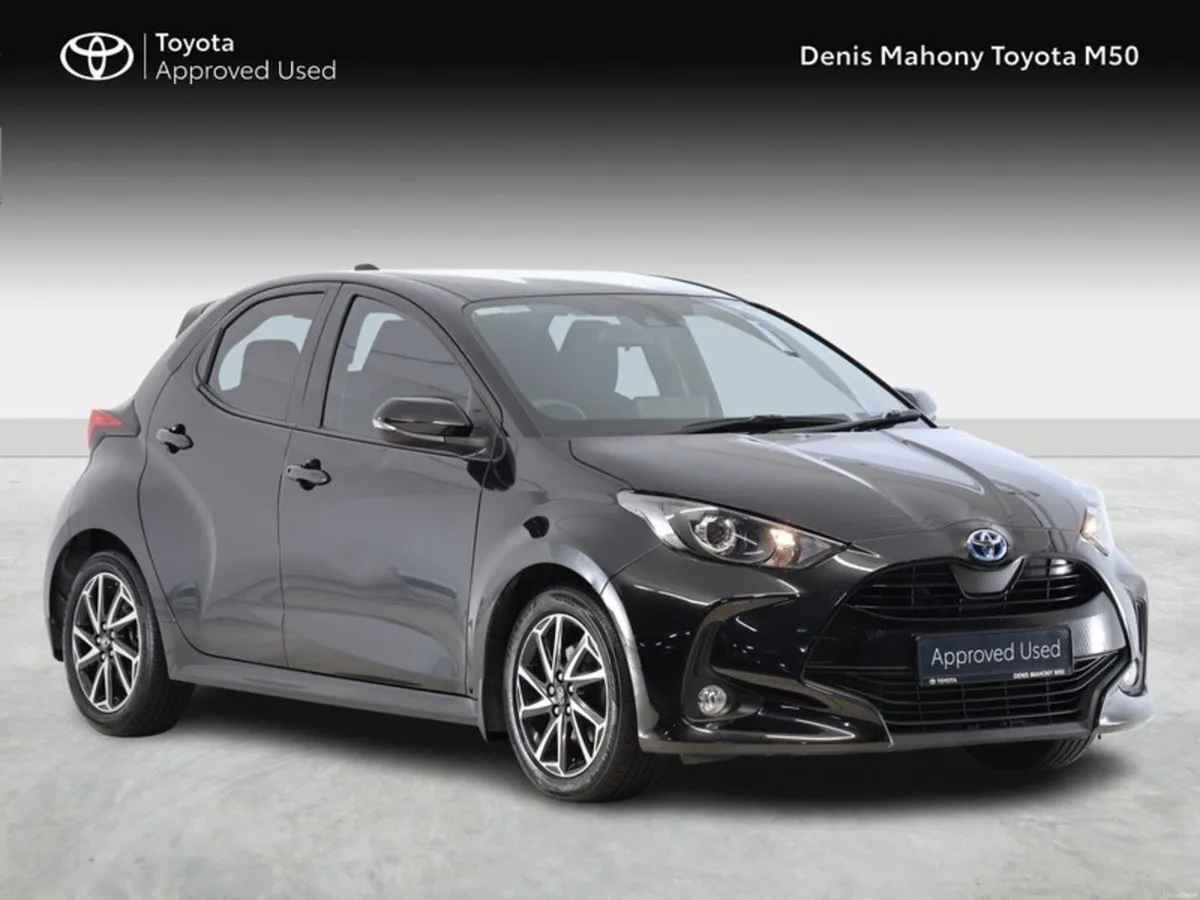 Toyota Yaris Luna Sport Hybrid - Image 1