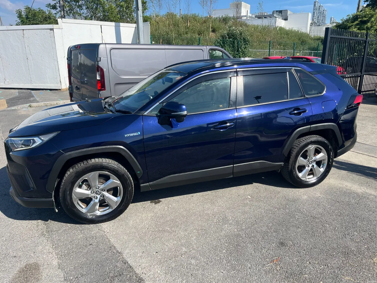 TOYOTA RAV 4 2020, 2.5 4WD HYBRID AUTO LOW KMS - Image 4