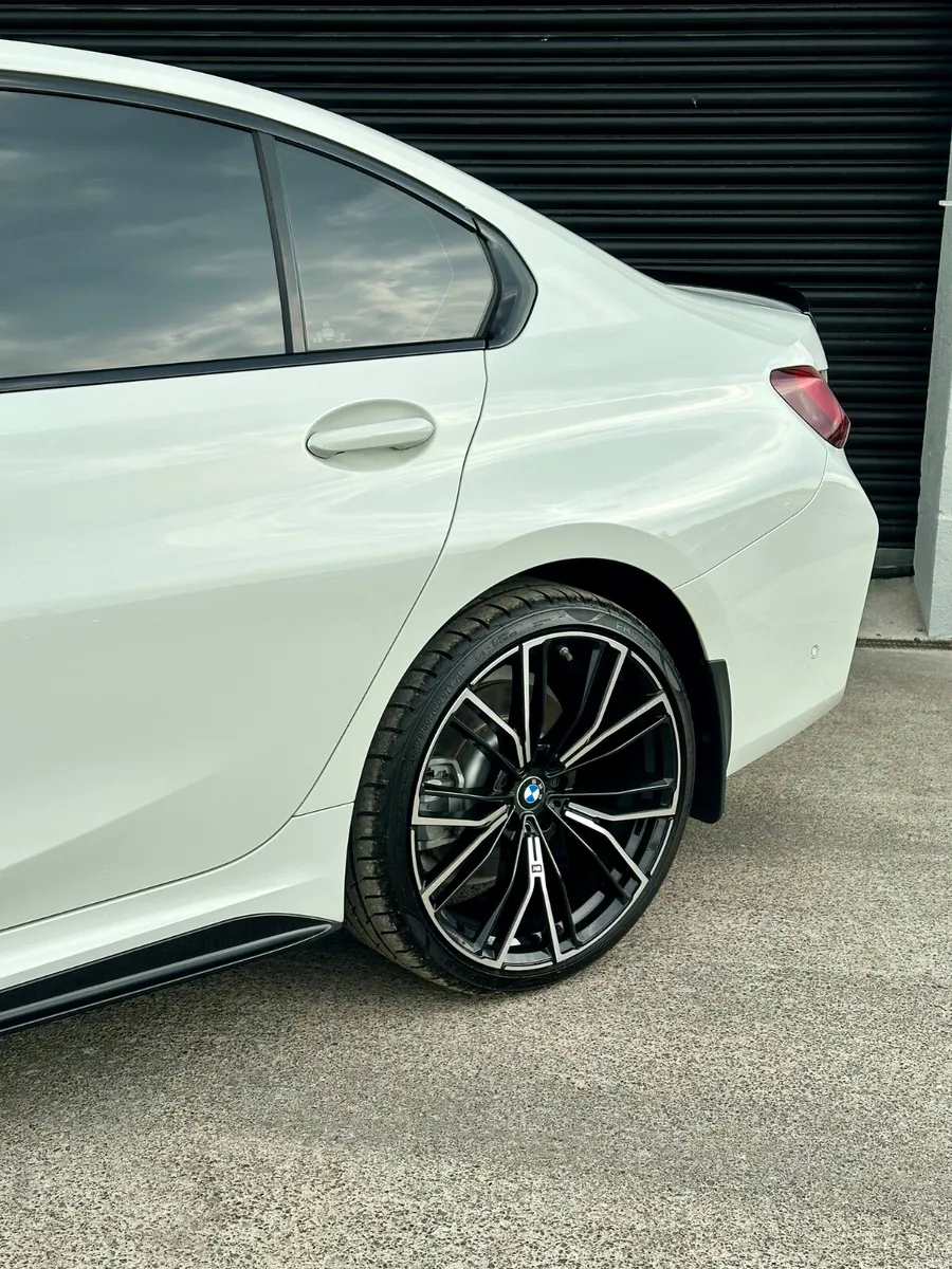 232 BMW 330E MSPORT LCI 290BHP MPERFORMANCE - Image 3