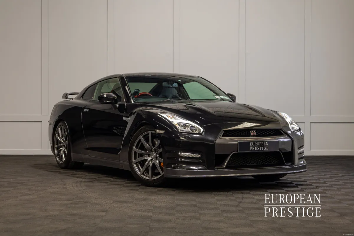 142 Nissan GT-R V6 Black Edition - Image 1