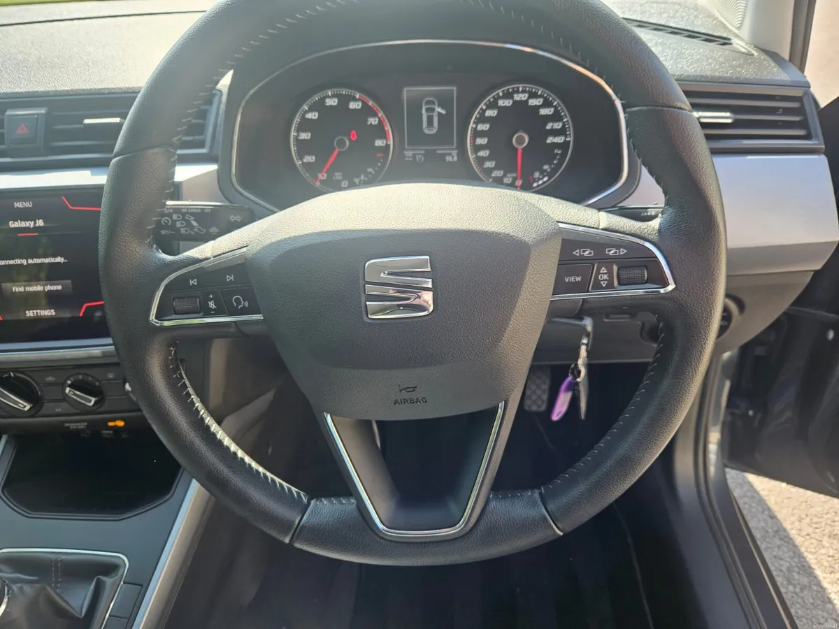 2019 SEAT Arona 1.0 TSI SE - LOW MILEAGE - Image 5