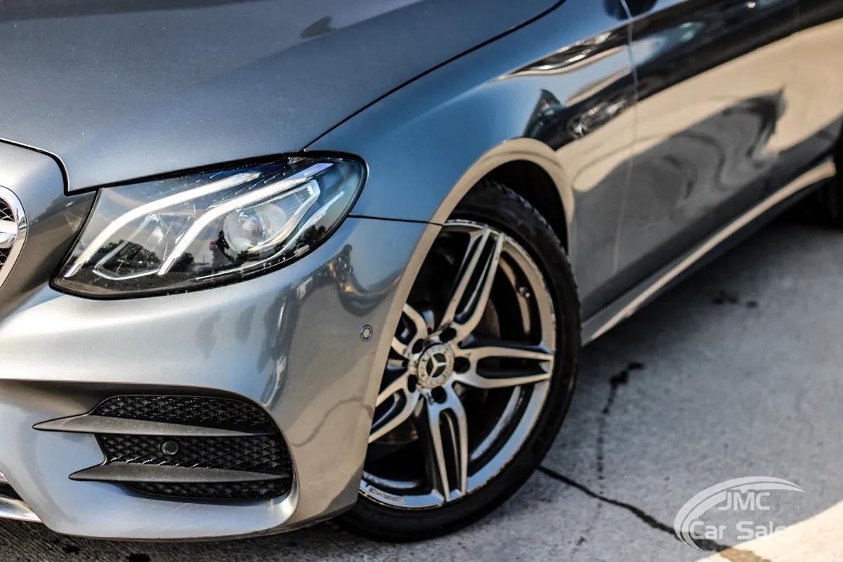 2018 MERCEDES BENZ E220D AMG LINE - Image 3