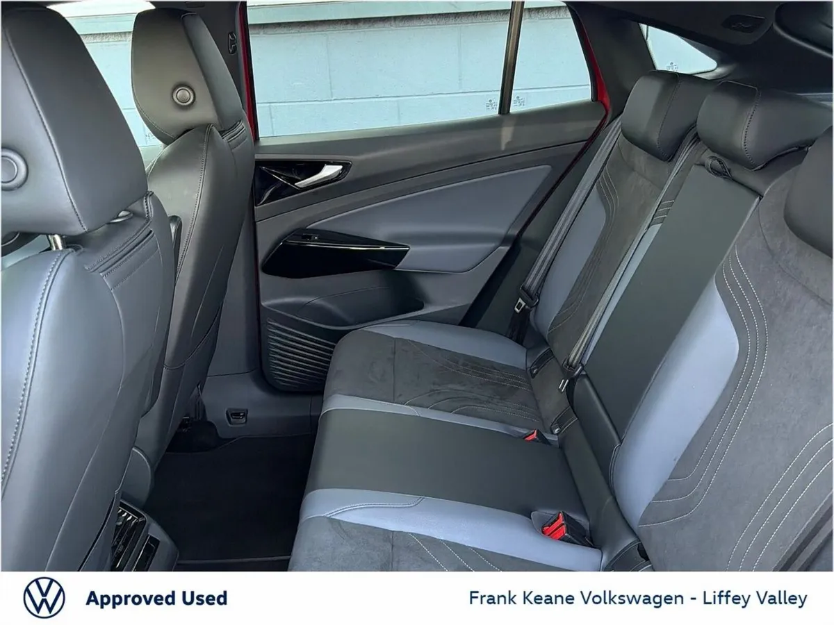 Volkswagen ID.5 77KWH PRO PLUS 286HP *KINGS RED ME - Image 6