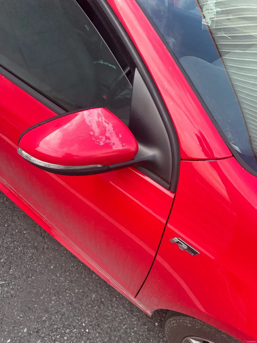 Car - Image 4
