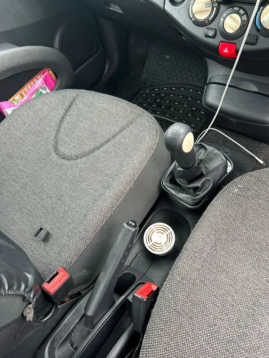 Nissan Micra 2006 - Image 6