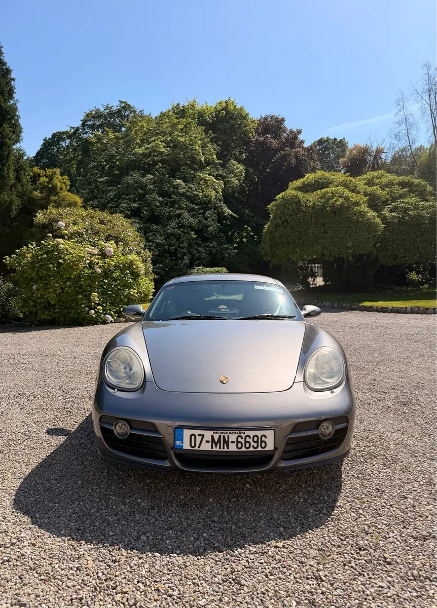 Car - Image 2