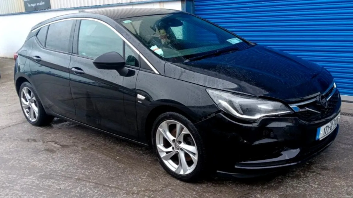 2017 Vauxhall Astra SRI - Image 1
