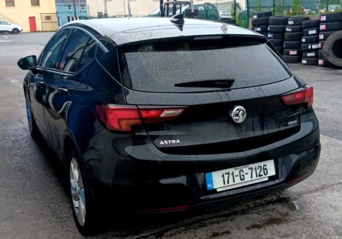 2017 Vauxhall Astra SRI - Image 3