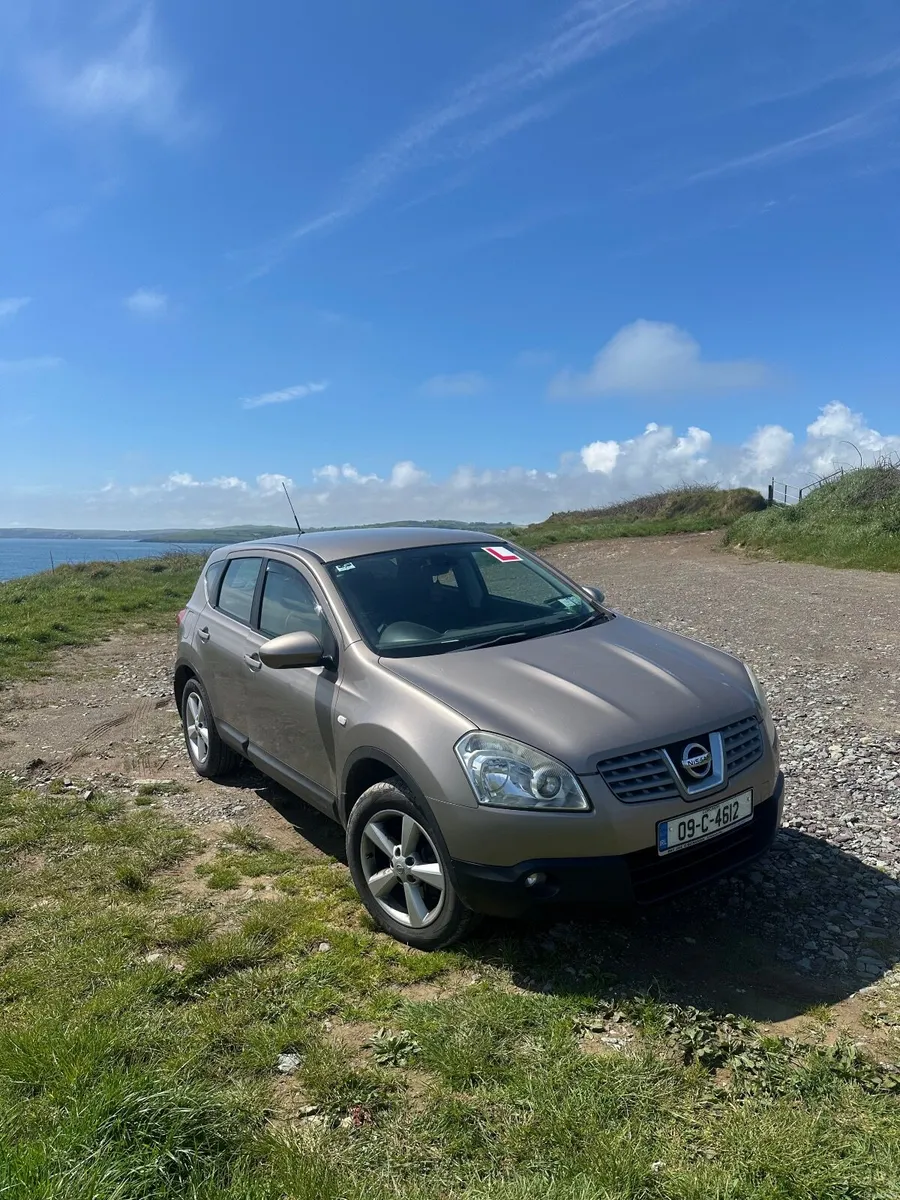 Nissan Qashqai 2009 - Image 1