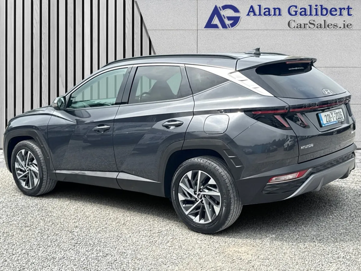 Hyundai Tucson IX35 EXECUTIVE PLUS DIESEL - Image 2