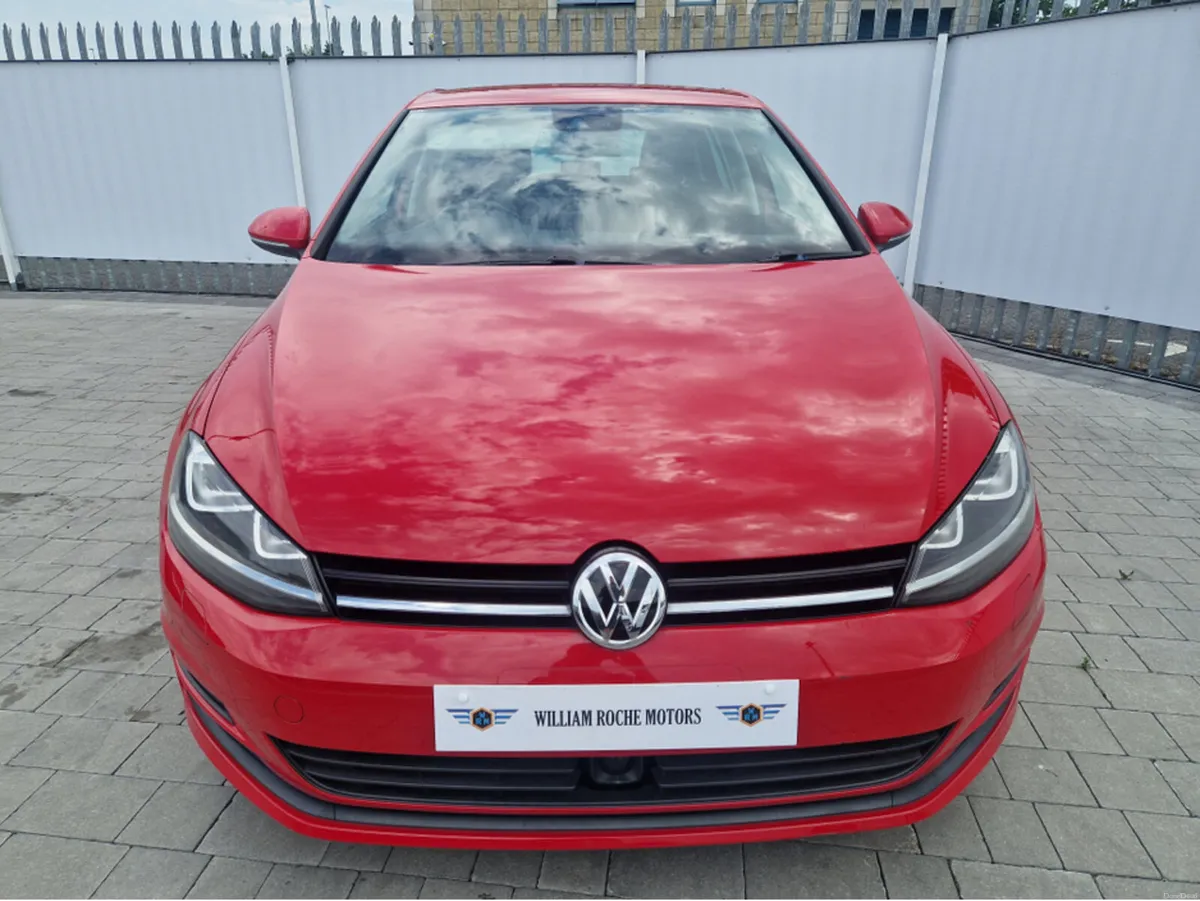 Volkswagen Golf 1.2 PETROL AUTO - Image 3