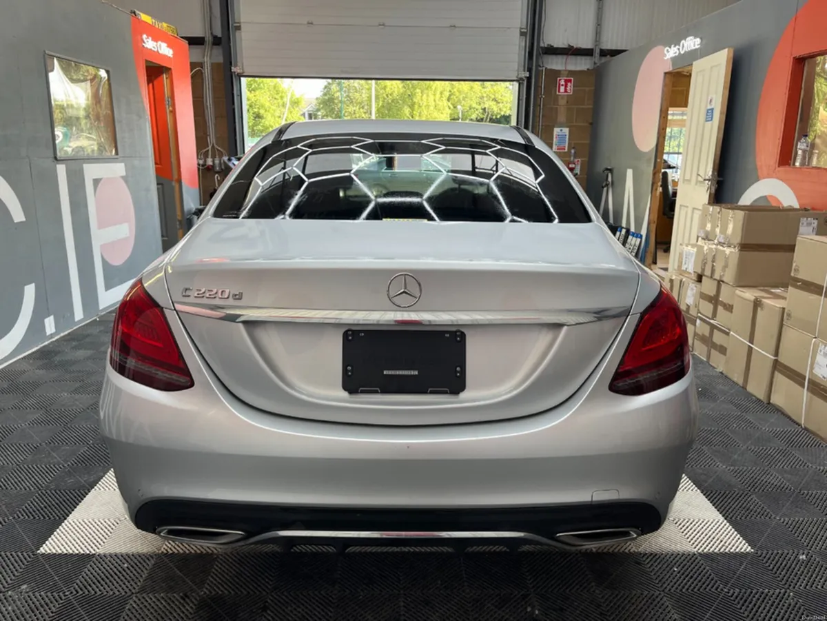 Mercedes-Benz C-Class 2019 MERCEDES-BENZ C220D 2.0 - Image 3