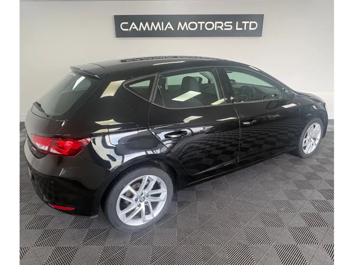 SEAT Leon 1.2 TSI 110HP SE SELECT 5DR - Image 2
