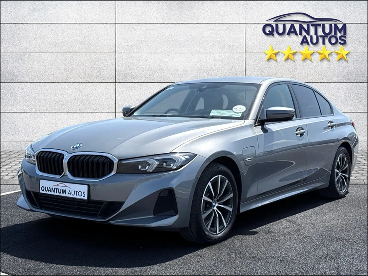 BMW 3-Series 2023 SPORT 2.0 PETROL PLUG IN HYBRID - Image 4