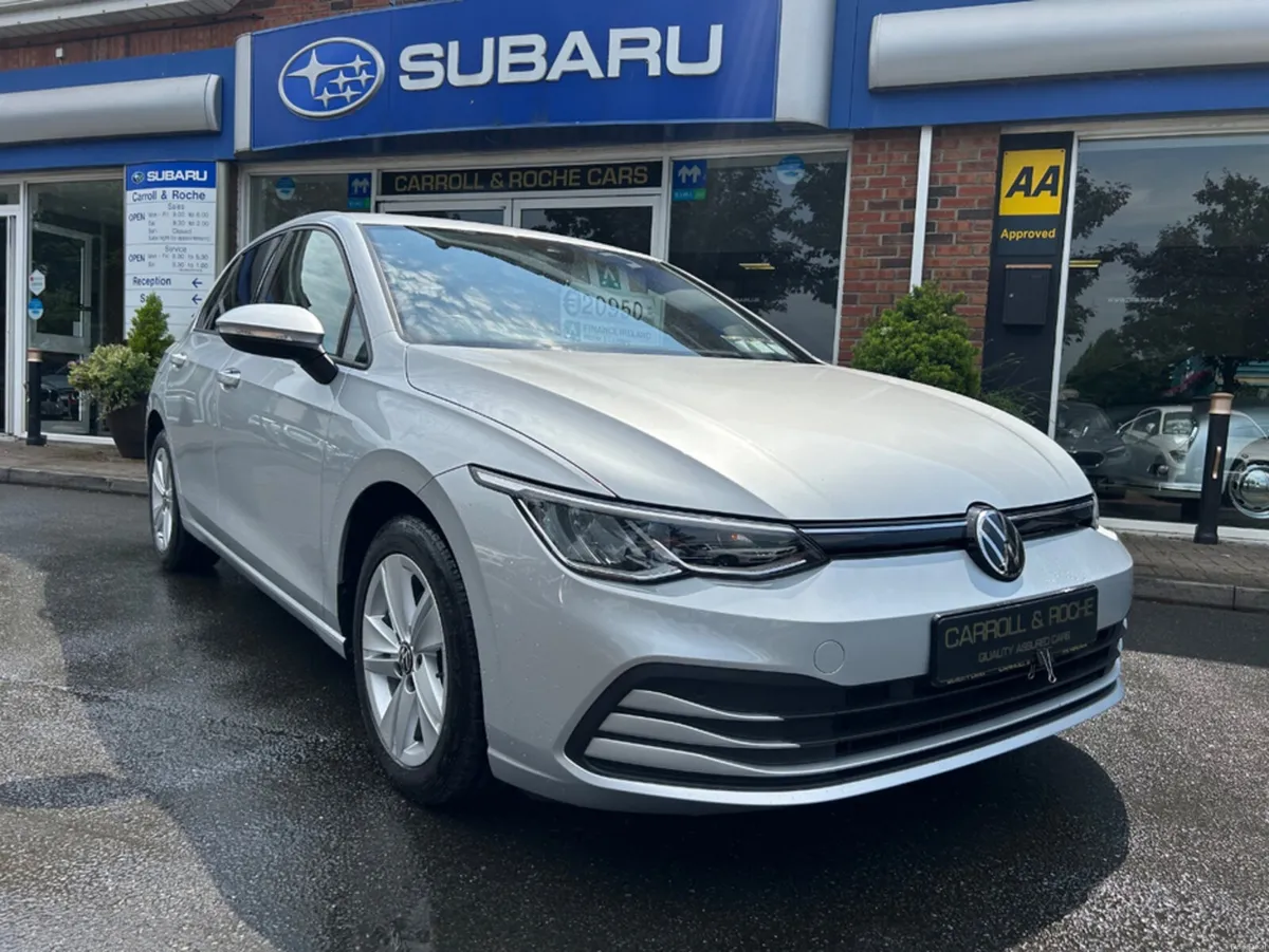 Volkswagen Golf TSI LIFE 130PS 5DR - Image 1